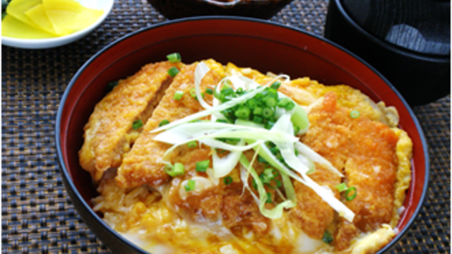 ロースカツ丼